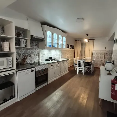 Semesterbostad H2furnas *