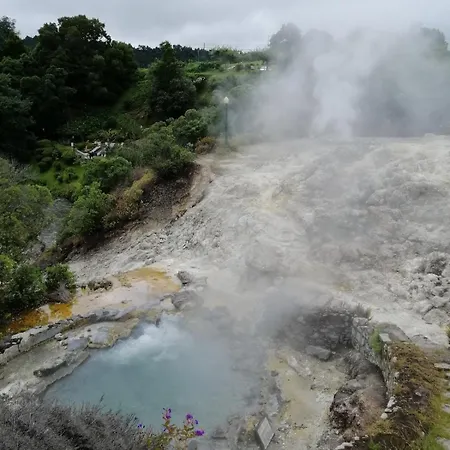 Semesterbostad H2furnas *